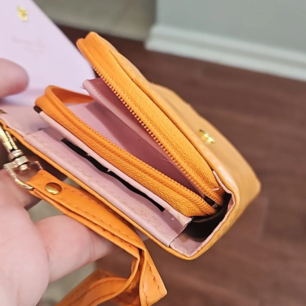 Wallet - Picture 5 of 6